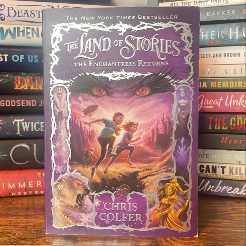 The Land of Stories: the Enchantress Returns