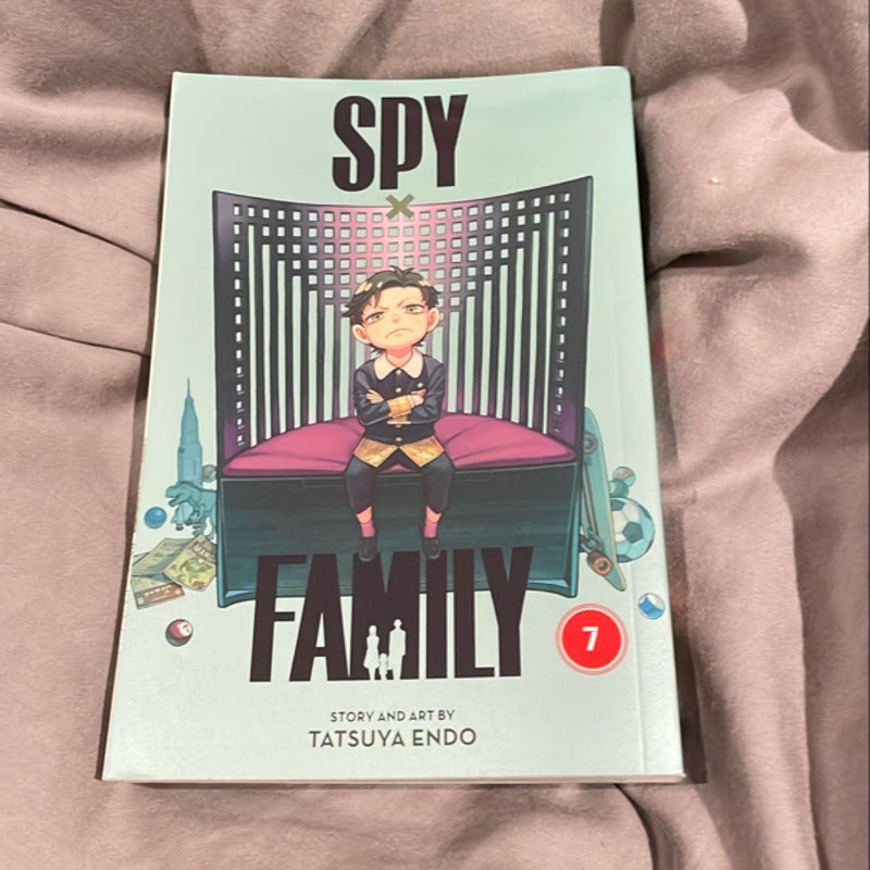 Spy X Family, Vol. 7