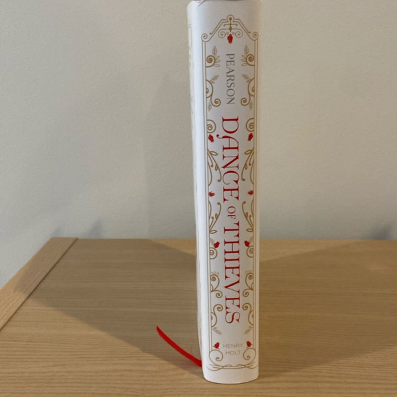 Dance of Thieves (B&N Exclusive Edition)