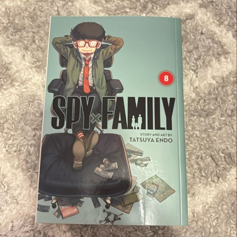 Spy X Family, Vol. 8