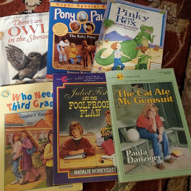 Vintage Lot of 11-  Beginner Children Early Reader Chapter Books