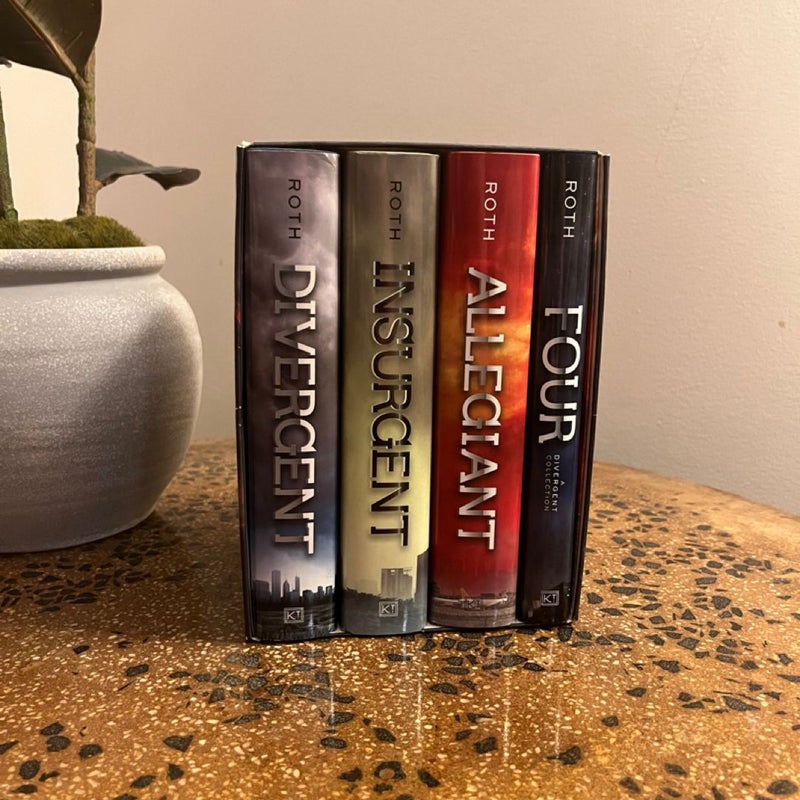 Divergent Series Four-Book Hardcover Gift Set