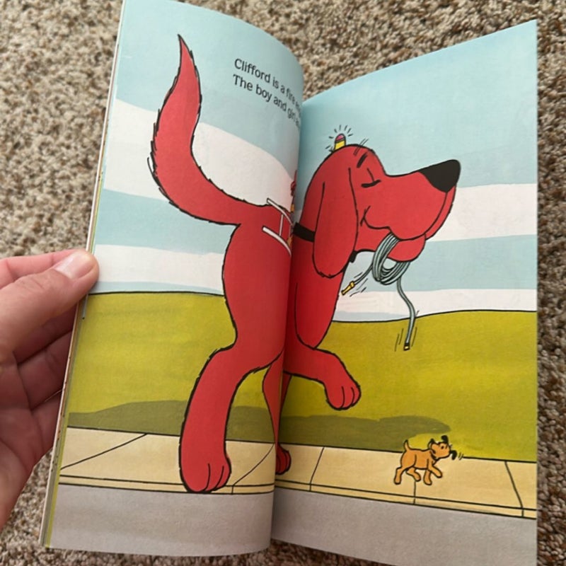 Clifford and the Halloween Parade