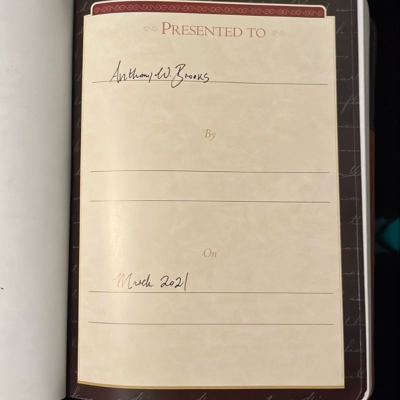 MacArthur Study Bible