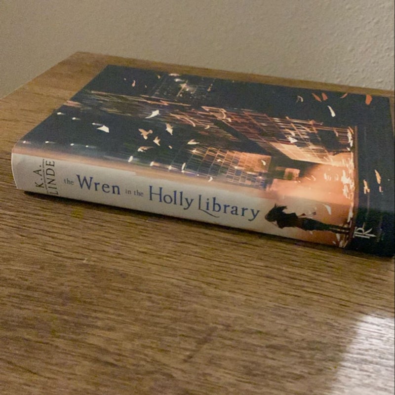 The Wren in the Holly Library (Deluxe Limited Edition)