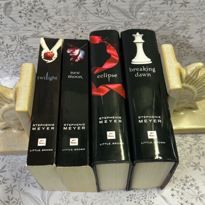The Twilight Saga 2 Paperback 2 Hardcover Bundle