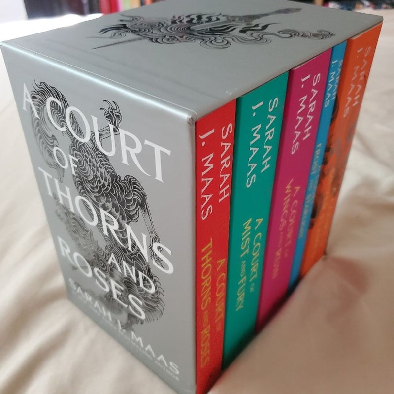 A Court of Thorns and Roses Paperback Box Set (5 Books) - by Sarah J Maas