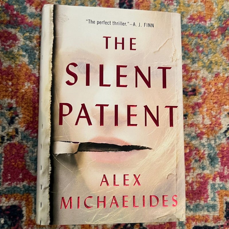 The Silent Patient by Alex Michaelides Thriller Hardcover Very Good