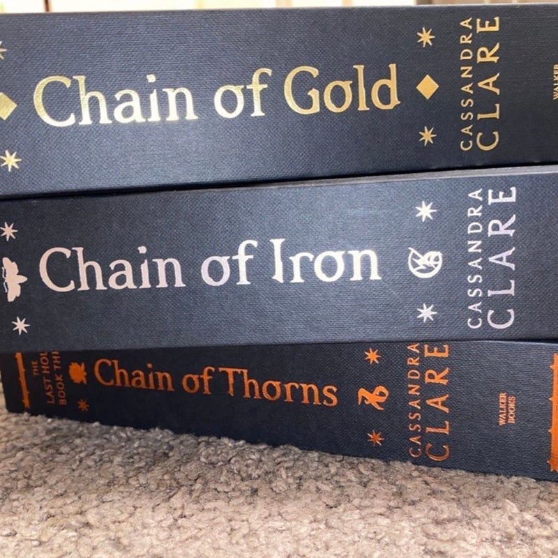 The Last Hours Series: FairyLoot Edition (Chain of Gold, Chain of Iron, Chain of Thorns)