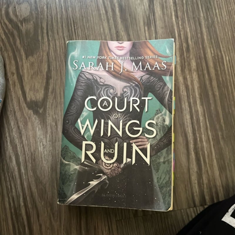 A Court of Wings and Ruin