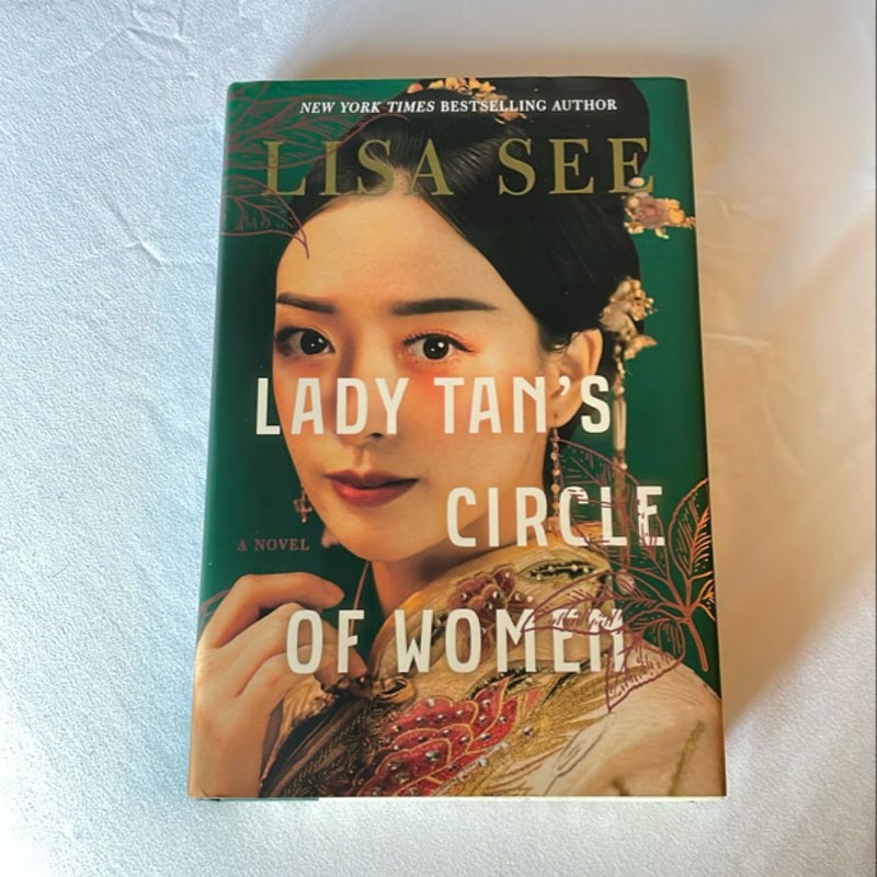 Lady Tan's Circle of Women