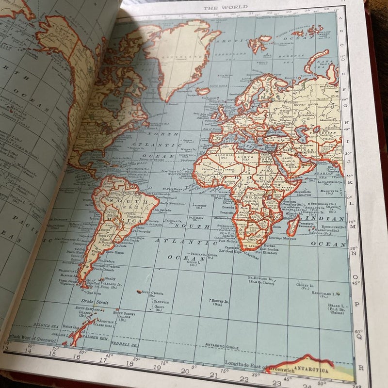 Ready-Reference Atlas of the World