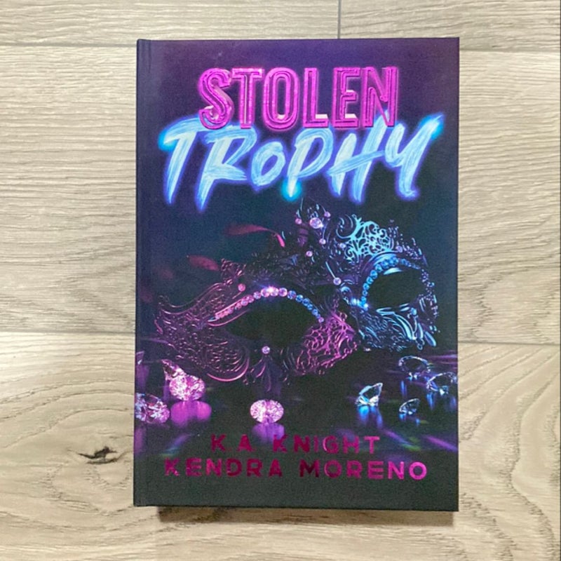 Stolen Trophy (Romance Cartel SE)