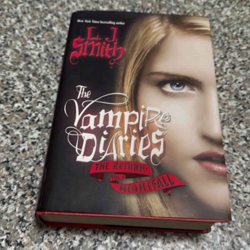 The Vampire Diaries: the Return: Nightfall First Edition
