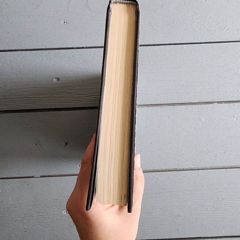 BAM Exlusive Edition A Court of Frost and Starlight 