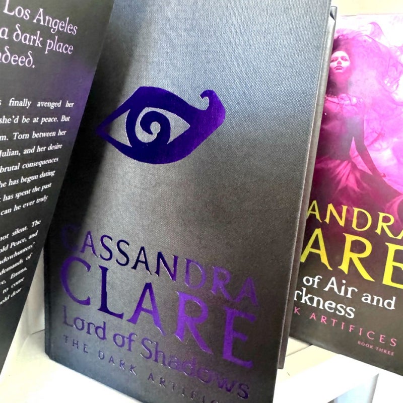 Fairyloot The Dark Artifices trilogy, 