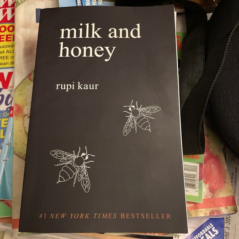 Milk and Honey by Rupi Kaur, Paperback
