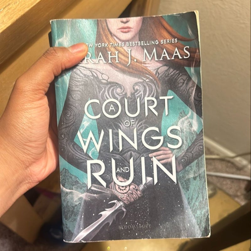 A Court of Wings and Ruin