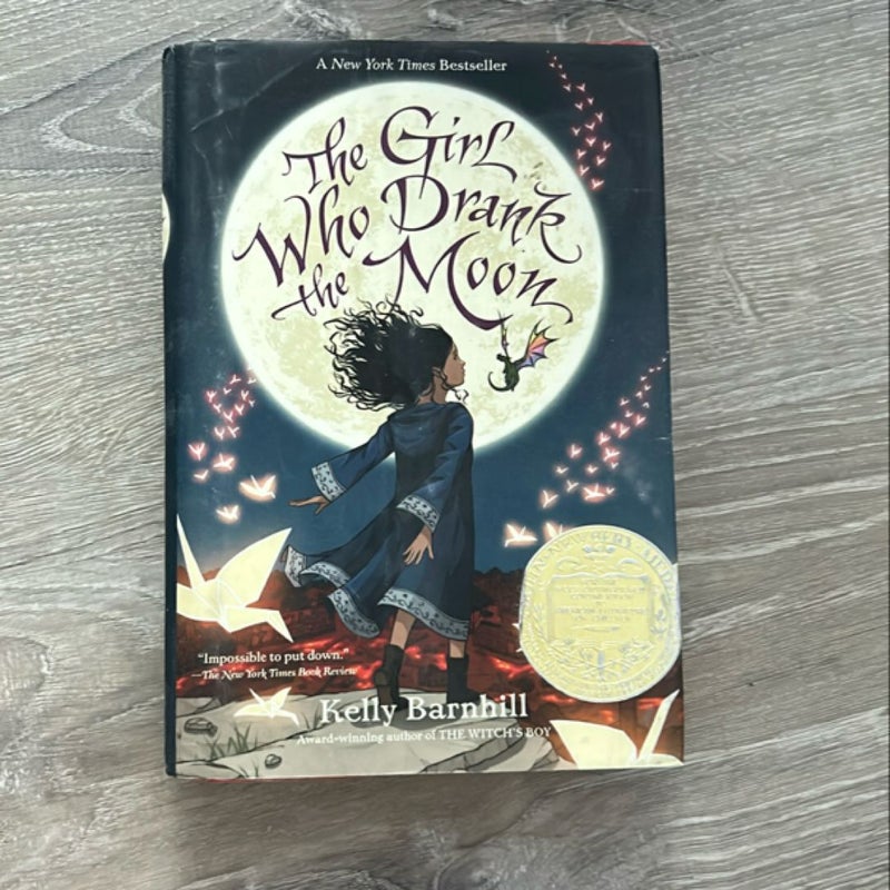 The Girl Who Drank the Moon (Winner of the 2017 Newbery Medal)