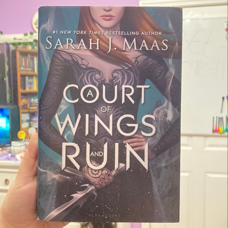 A Court of Wings and Ruin