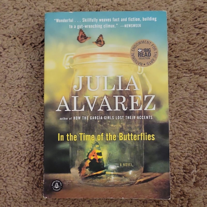 Más allá / Afterlife by Julia Alvarez: 9780593082584 |  : Books