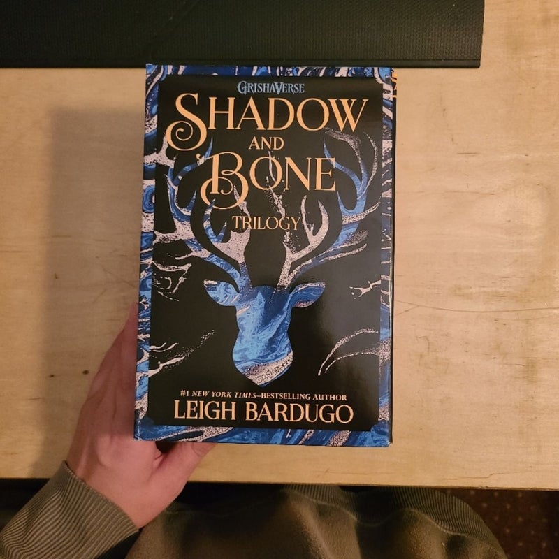 The Shadow and Bone Trilogy Boxed Set