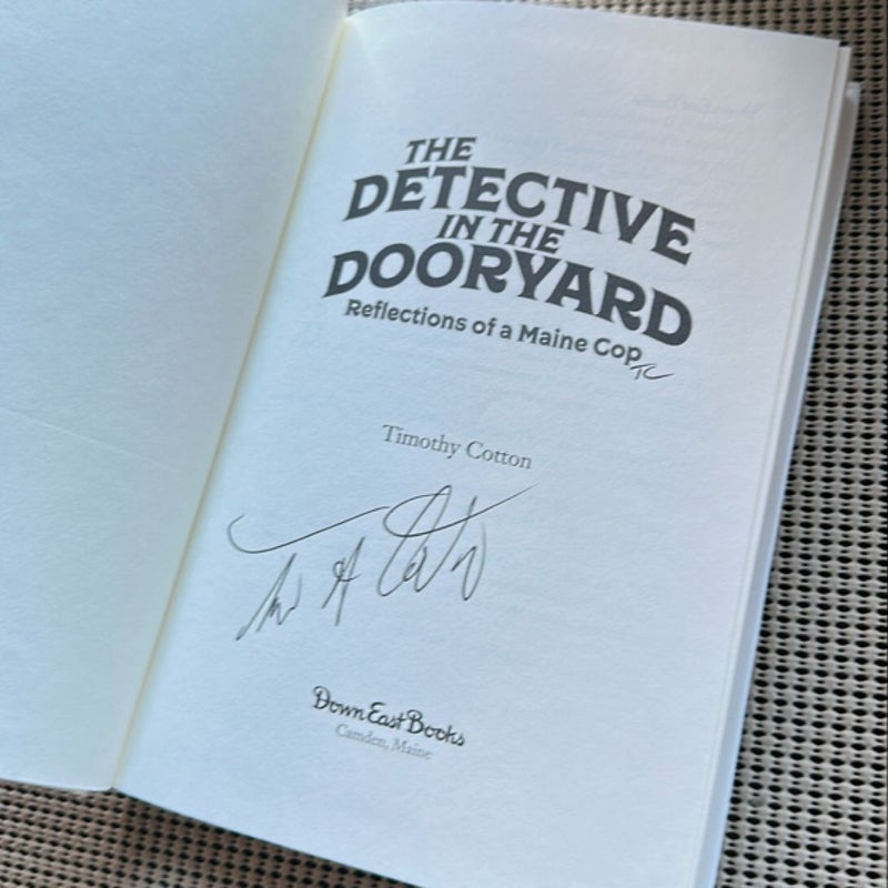 The Detective in the Dooryard