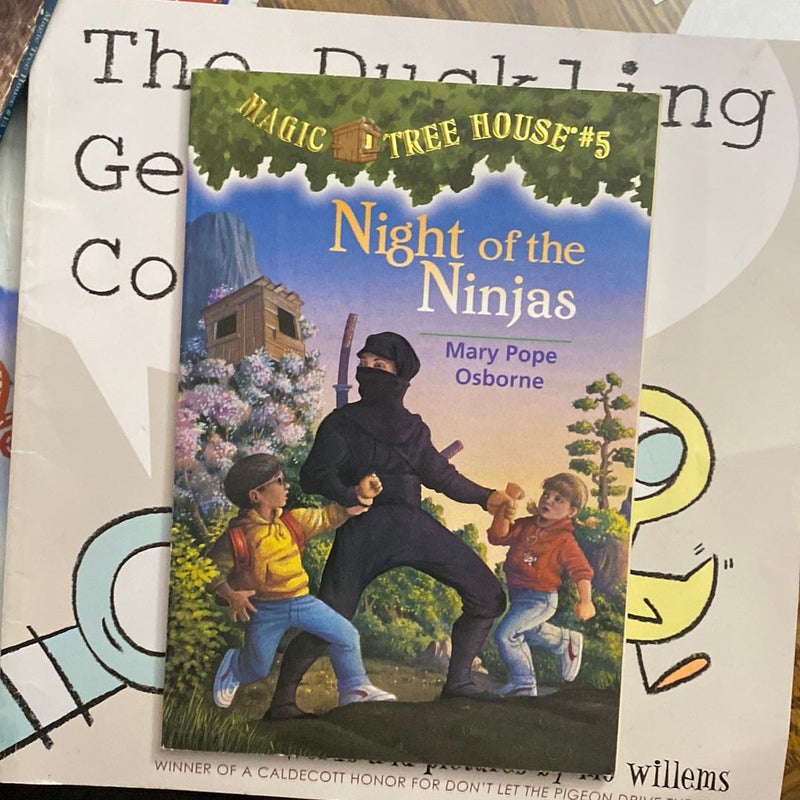 Night of The Ninjas (Magic Tree House)