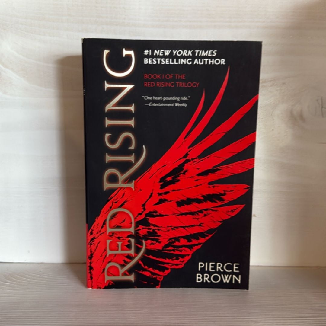 Red Rising by Pierce Brown, Paperback | Pangobooks
