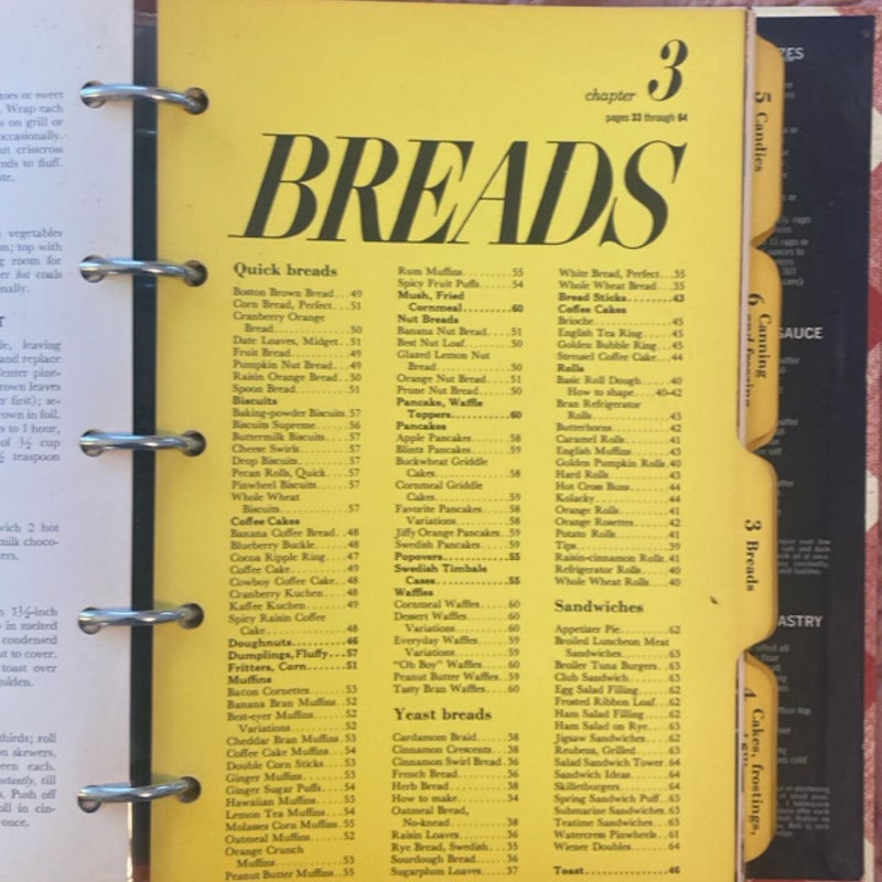 Better Homes and Gardens New Cook Book