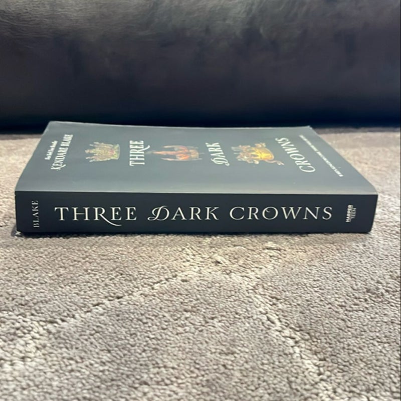 Three Dark Crowns