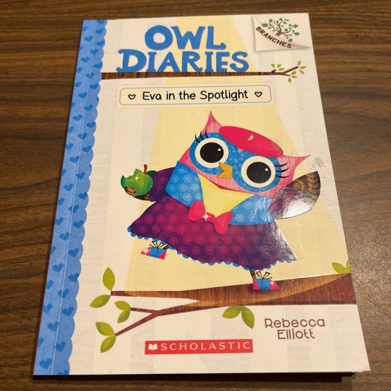 Eva in the Spotlight: a Branches Book (Owl Diaries #13)