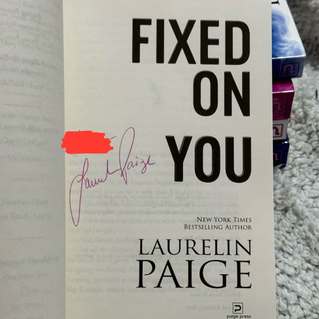 Fixed series by Laurelin Paige, Paperback | Pangobooks