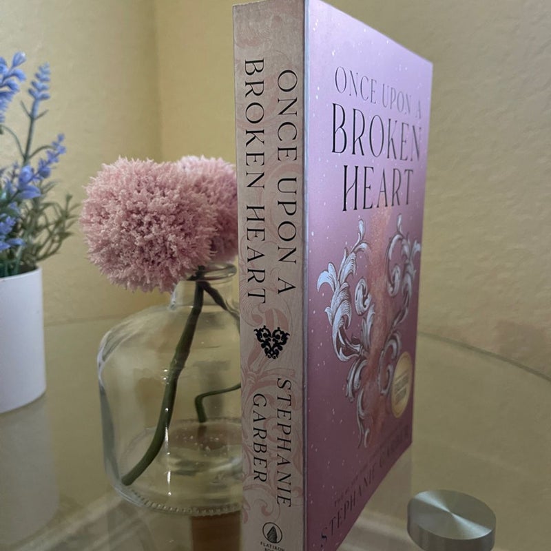 Once Upon A Broken Heart Barnes & Noble Exclusive Edition