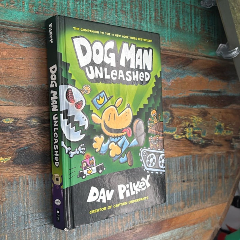 BUNDLE: Captain Underpants and the Preposterous Plight of the Purple Potty People + Dog Man