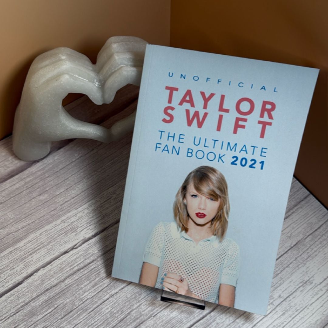 Official Taylor Swift The Eras Tour Book by Taylor Swift