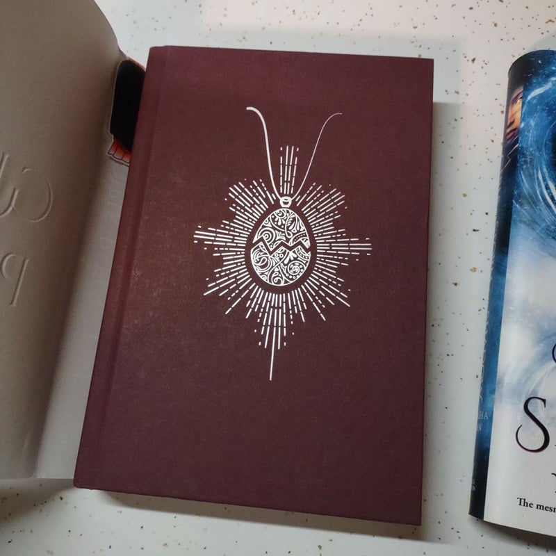 Girls of Paper and Fire *2nd book fairyloot edition 