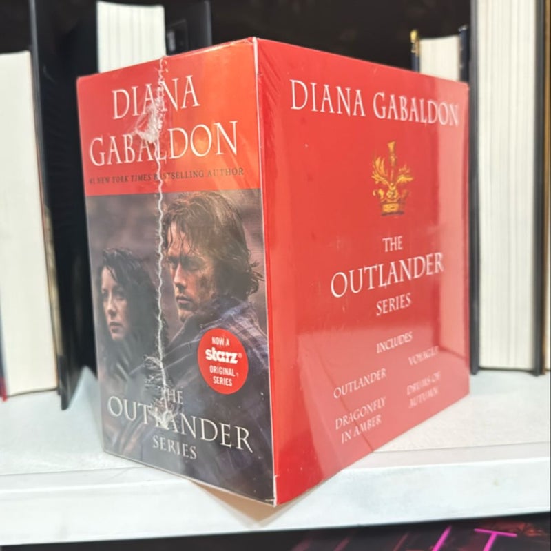 Outlander 4-Copy Boxed Set