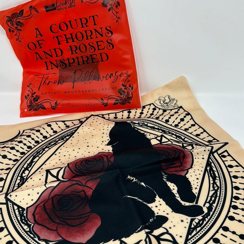 A Court of Thorns and Roses Throw Pillowcase