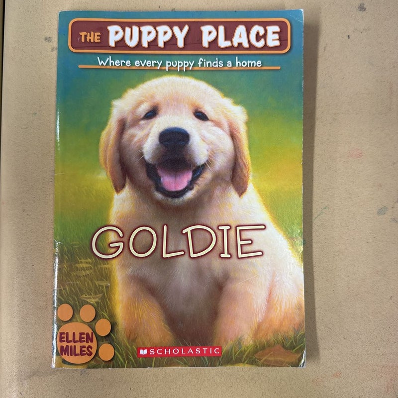 Goldie: Puppy Place
