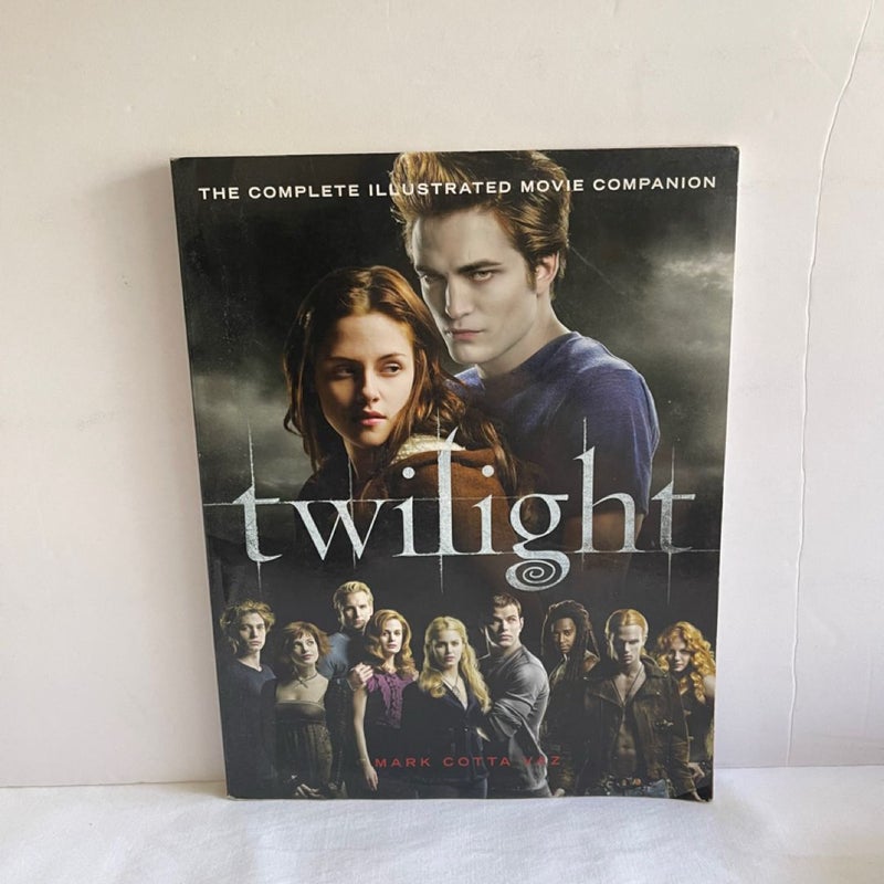 Twilight Illustrated Movie Companion & Directors Notebook