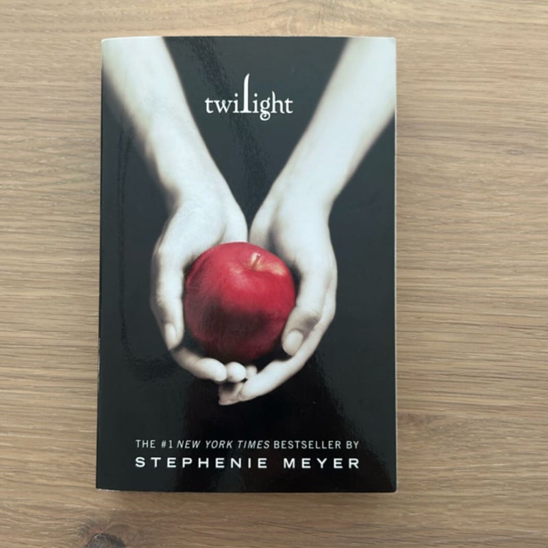 Twilight by Stephenie Meyer