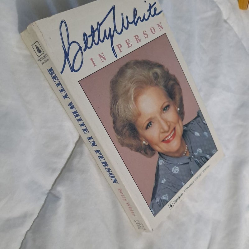Betty White in Person 1988 paperback bio