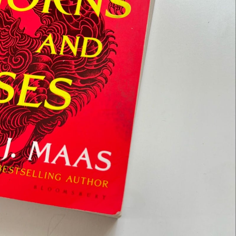 A Court of Thorns and Roses