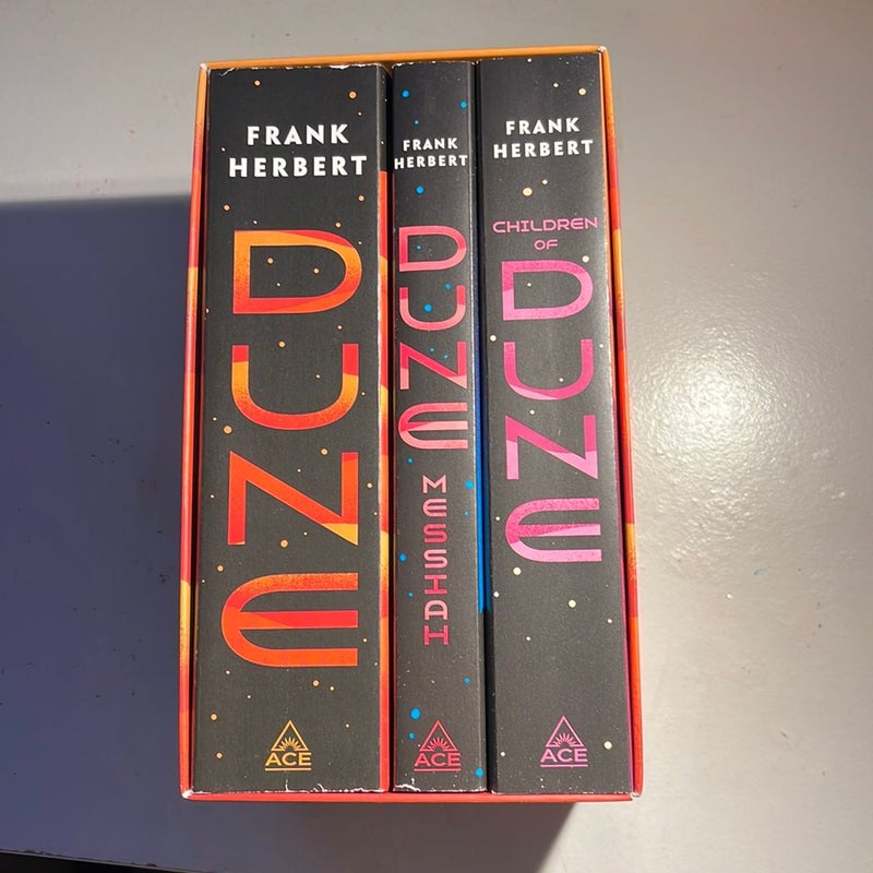 Frank Herbert Dune Series 3冊セット 8100Df8ALkL._UF350,350_QL80_.jpg