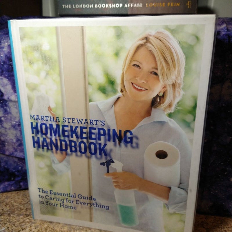 Martha Stewart's Homekeeping Handbook