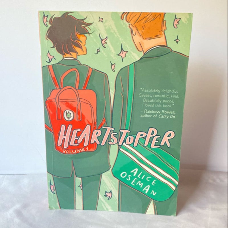 Graphic Novel Book Box (Heartstopper 1,2,4) (WILL BE DELETED OFF PANGO ON MARCH 5)