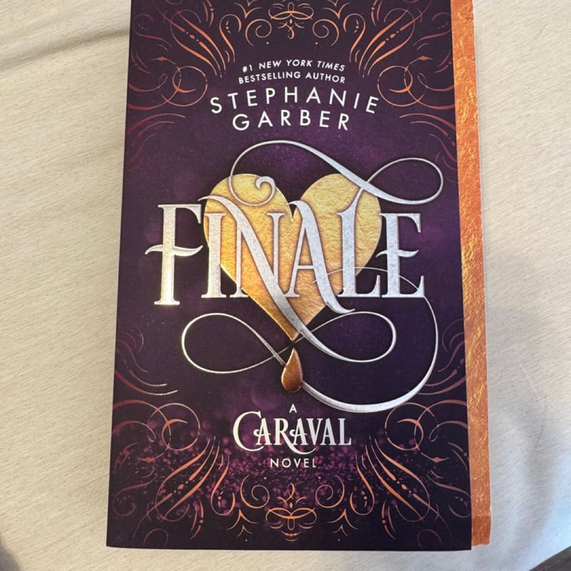 Caraval Paperback Boxed Set