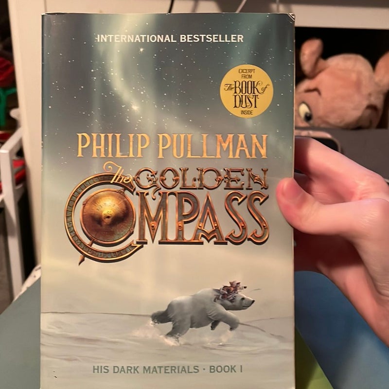 His Dark Materials: the Golden Compass (Book 1)