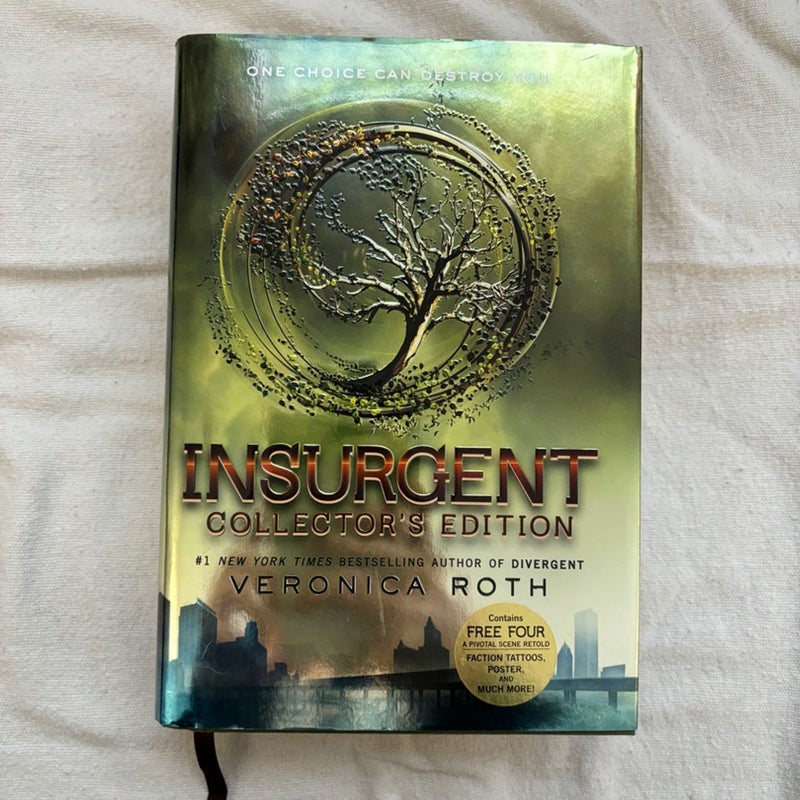Insurgent Collector's Edition (Poster & Stickers Included)